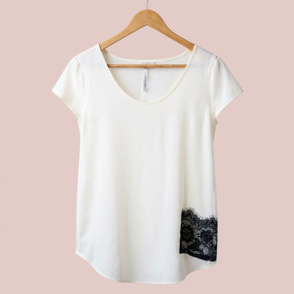 LC Lauren Conrad Cream Top XS Black Lace Pocket Short Sleeve Romantic Coquette